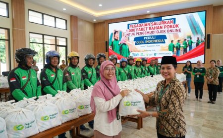 Pegadaian Bagikan 1.000 Paket Sembako untuk Pengemudi Ojol dalam Semarak Kemerdekaan